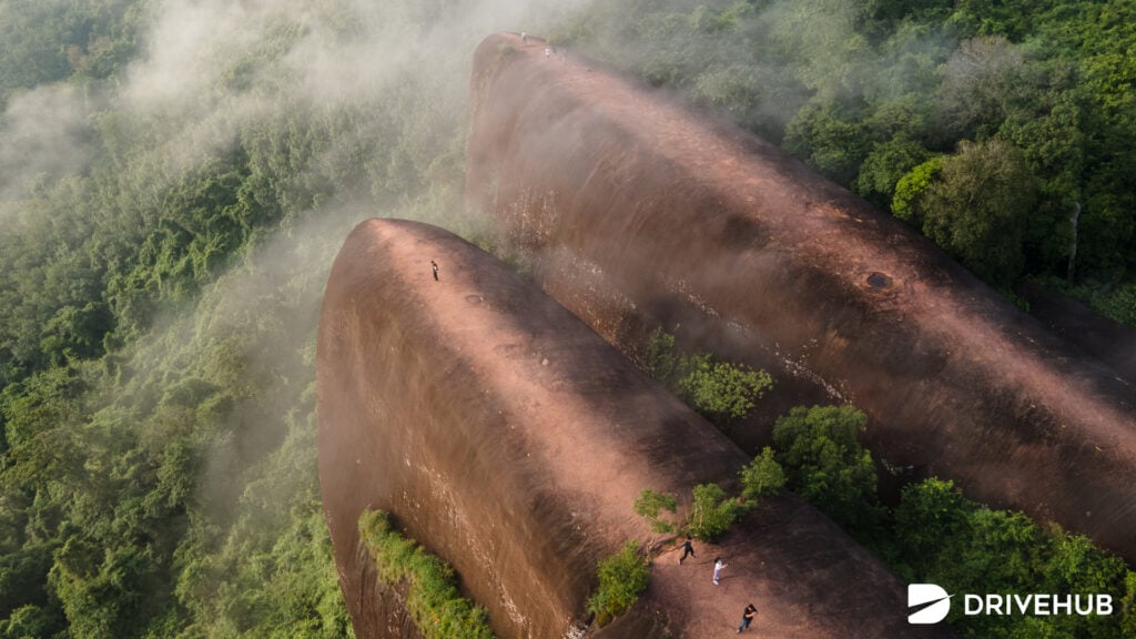 ที่เที่ยวหน้าหนาว - หินสามวาฬ จ.บึงกาฬ (Three Whale Rocks)