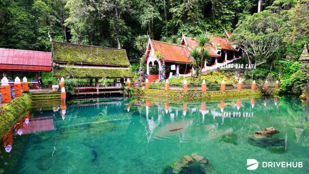 ที่เที่ยวเชียงดาว - วัดถ้ำเชียงดาว (Wat Tham Chiang Dao)