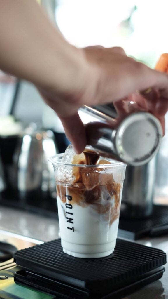 คาเฟ่หาดใหญ่ -  POINT Coffee Space