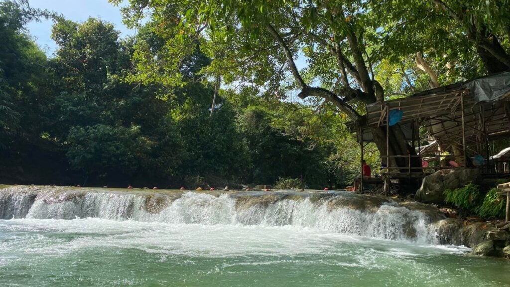 ที่เที่ยวสระบุรี - น้ำตกดงพญาเย็น (Namtok Dong Phayayen)