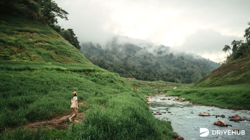 เที่ยวน้ำตกสาริกา - เขาช่องลม (Khao Chong Lom)