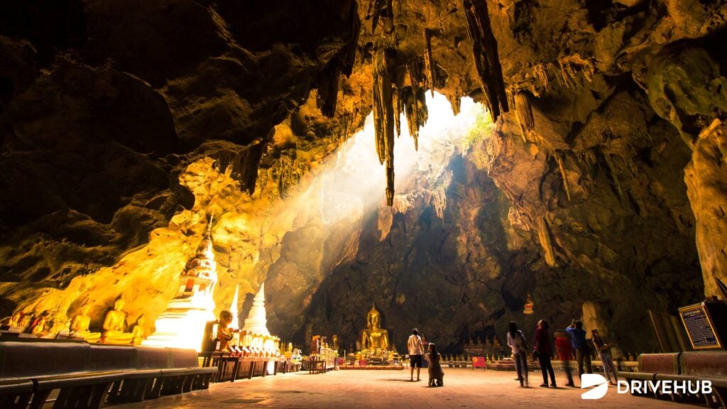 ที่เที่ยวเพชรบุรี - ถ้ำเขาหลวง (Tham Khao Luang)