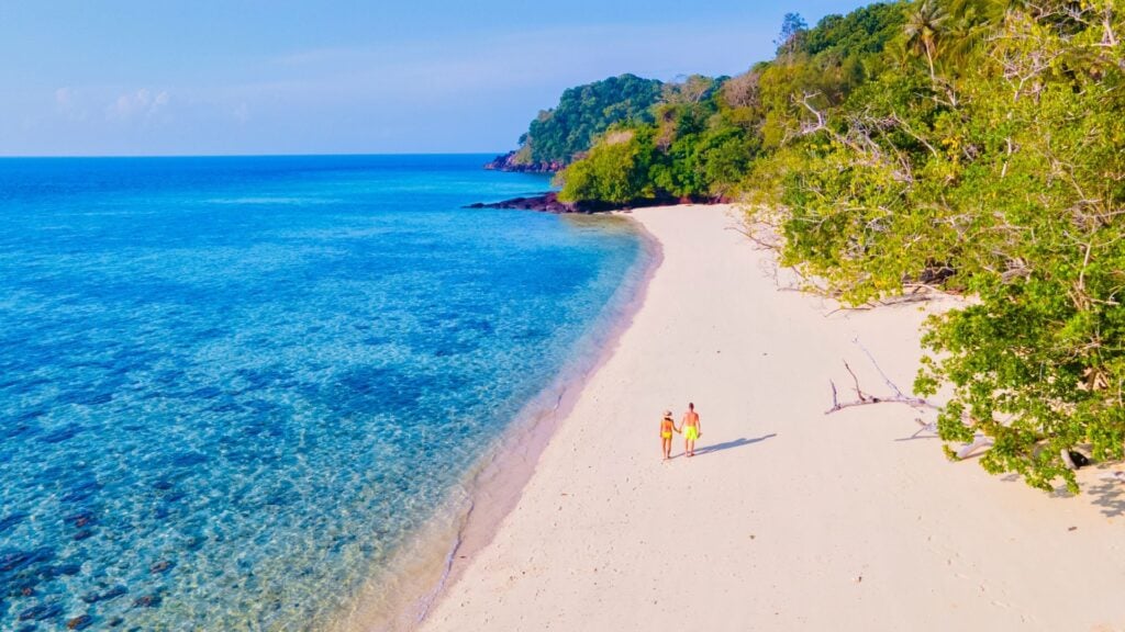 ทะเลใต้ - เกาะกระดาน (Kradan Island)