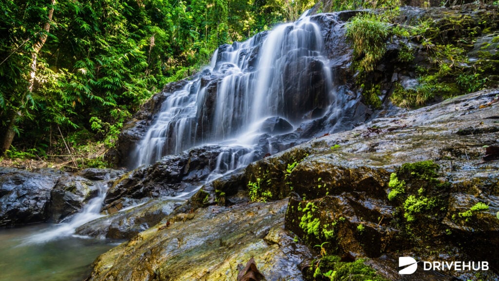 น้ำตกนครนายก - น้ำตกสลัดได (Salad Dai Waterfall)