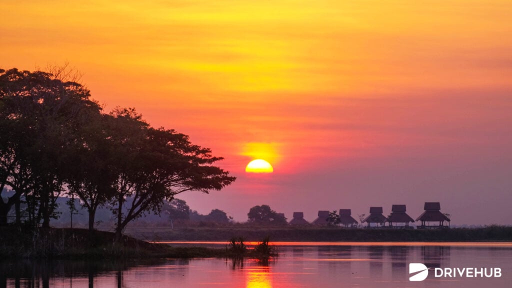 ที่เที่ยวสกลนคร - ทะเลสาบบึงหนองหาร (Nong Han Lake)