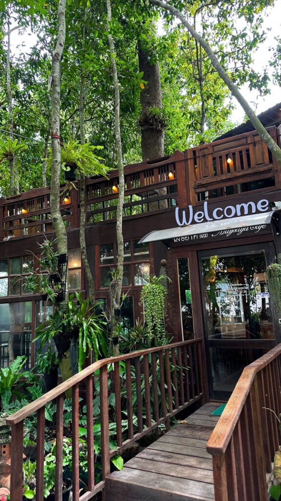 คาเฟ่พัทยา - เมษยา คาเฟ่ (Maysaya Cafe Pattaya)