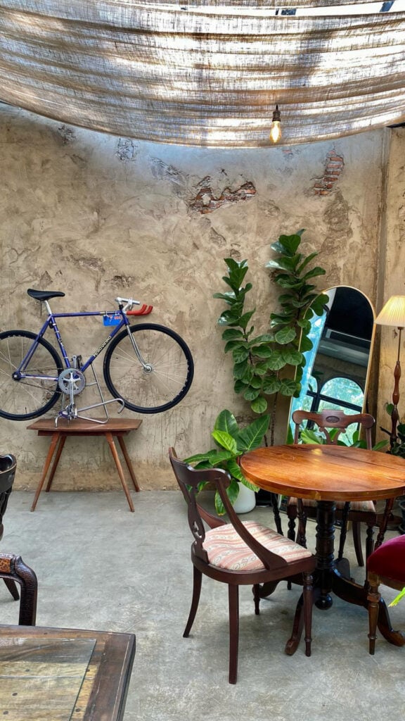 คาเฟ่พัทยา - วันเวลา คาเฟ่ แอนด์ สเปซ (Vanvela Cafe’ & Space)