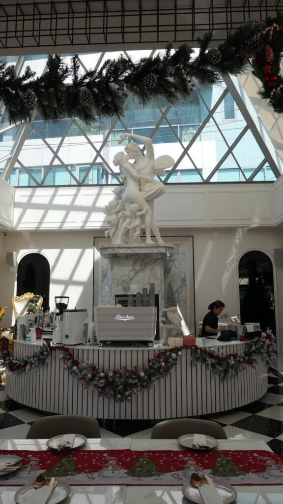 คาเฟ่นครปฐม - Du Louvre Cafe&Bistro