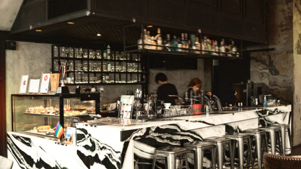 คาเฟ่นนทบุรี - The Old School Specialty Coffee & Roastery 