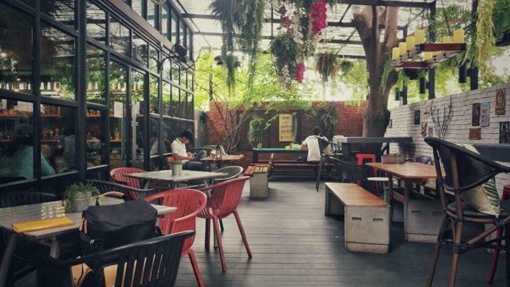 คาเฟ่นนทบุรี - DX Playground Cafe & Bistro