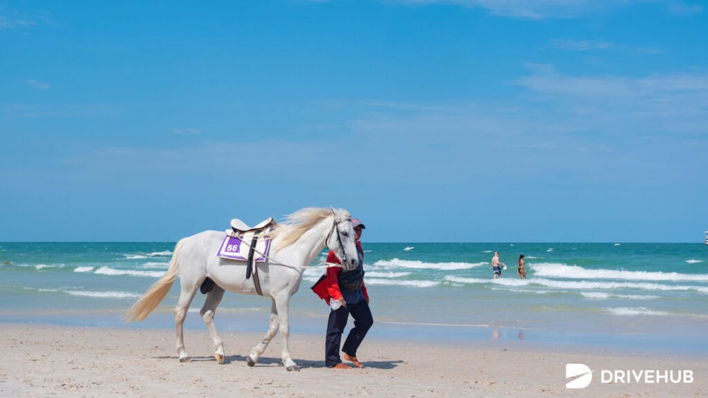ทะเลไทย - หาดหัวหิน (Hua Hin Beach)