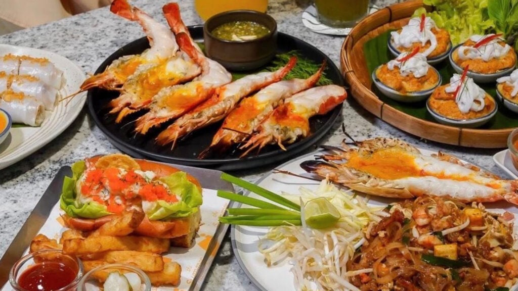 ร้านอาหารอยุธยา -  เดอะซัมเมอร์ เฮ้าส์ (The Summer House)