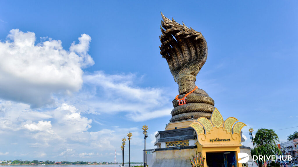 พิกัดไหว้ขอพรเรื่องงาน - พญาศรีสัตตนาคราช (Phaya Sri Satta Nakarat Plaza)