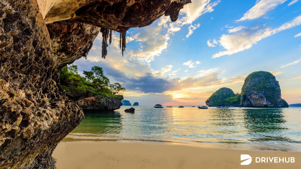 ทะเลไทย - หาดไร่เลย์ (Railay Beach)