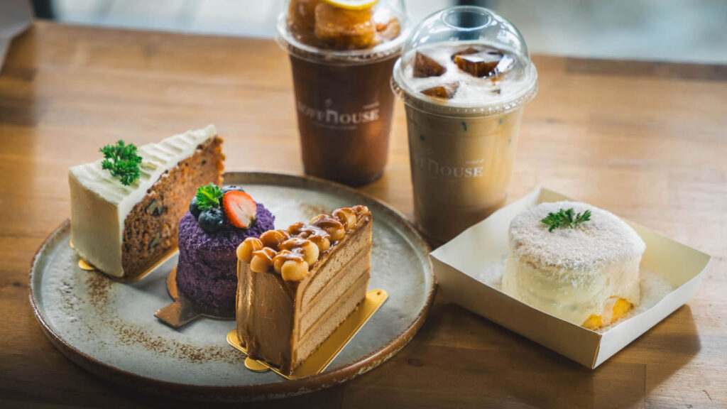 คาเฟ่จันทบุรี - คอฟ เฮาส์ คอฟฟี่แอนด์อีทเทอร์รี่ (Koff House Coffee Bar & Eatery)