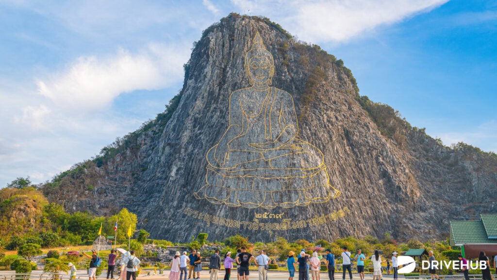 วัดชลบุรี - วัดเขาชีจรรย์ (Wat Khao Chichan)