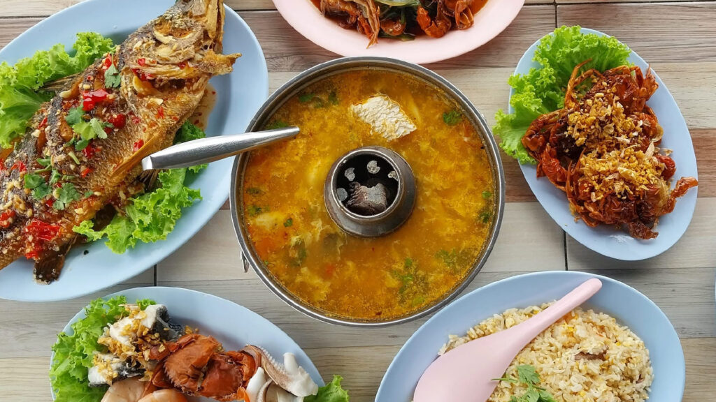 ร้านอาหารจันทบุรี - ร้านอาหารทะเลฟาร์มปูนิ่ม (Farm Pu Nim Restaurant)