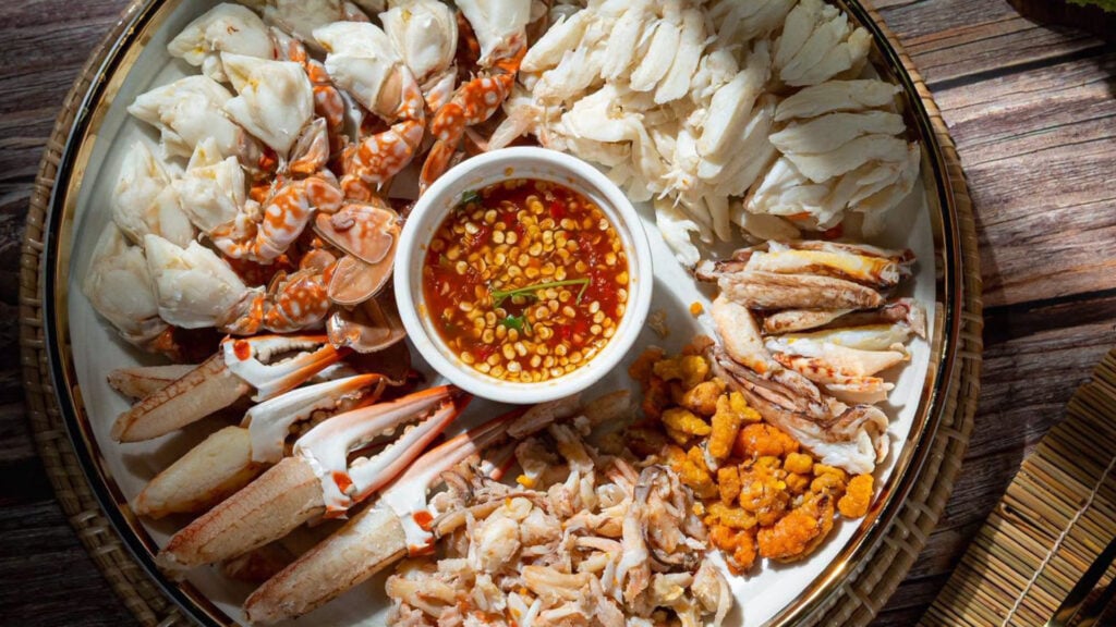 ร้านอาหารโคราช - ย้งปูอบ (YONG Pu Aob)