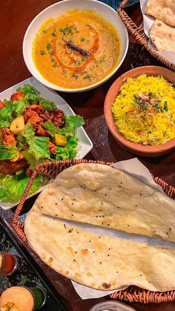 ร้านอาหารโคราช - บอมเบย์ อินเดียน คูซีน (Bombay Indian Cuisine Korat)